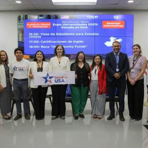 Feria Education USA 2025, egresado CUValles 